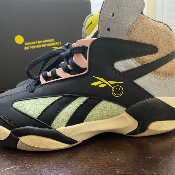 like new mens Reebok Classics x Smiley Shaq Attaq Basketball shoes!! - Picture 5 of 7